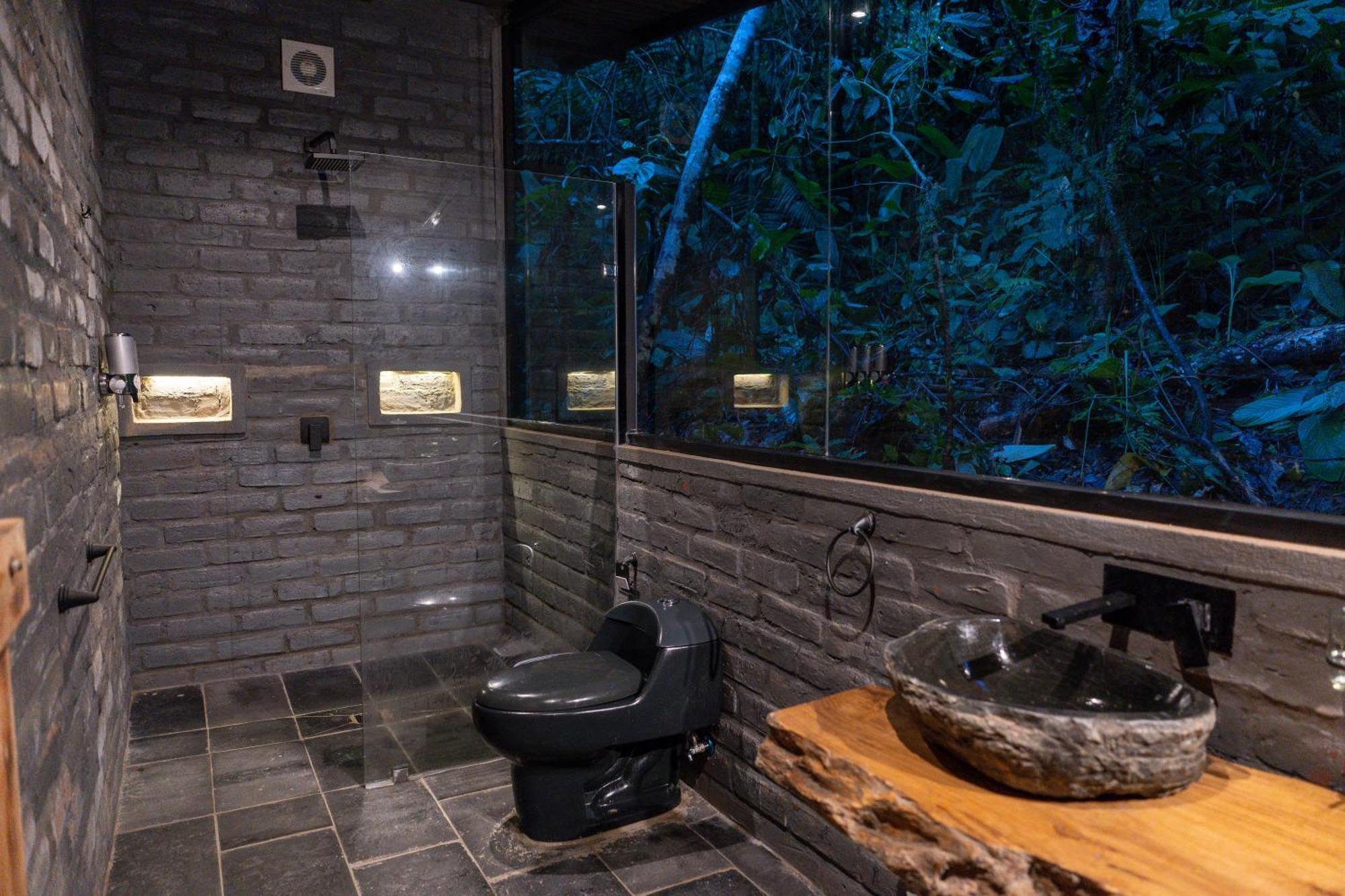 Hamadryade Lodge Puerto Misahuallí 외부 사진